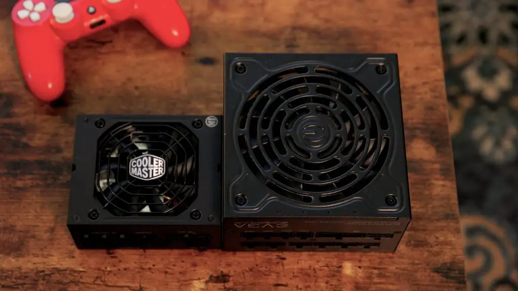 V850SFX CoolerMaster SizeDifference